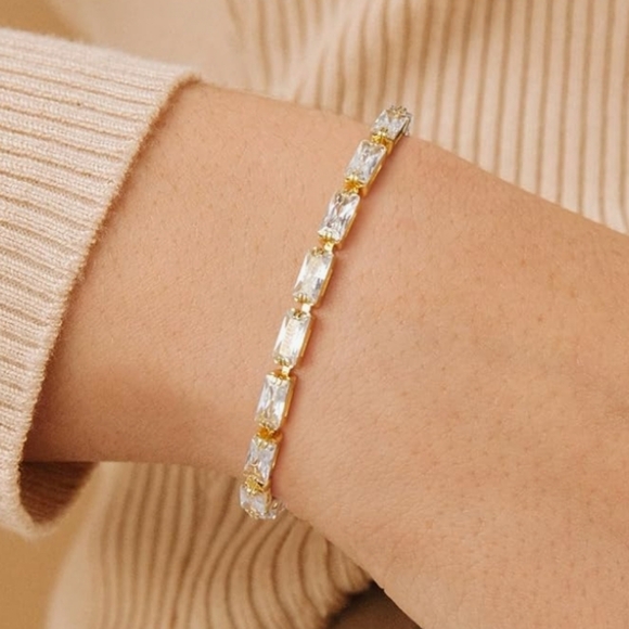 14k Gold & CZ Tennis  Bracelet NWT - Picture 2 of 4